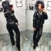 Зимний женский костюм на холлофайбере с пышным мехом на капюшоне Зимний женский костюм на холлофайбере с пышным мехом на капюшоне