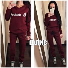 Утепленный спортивный костюм женский Reebok на флисе (реплика) Утепленный спортивный костюм женский Reebok на флисе (реплика)