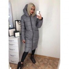Женское теплое стеганное пальто с капюшоном