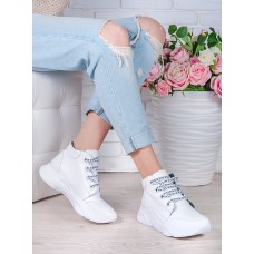 Ботинки белая кожа Balenc!aga 7018-28